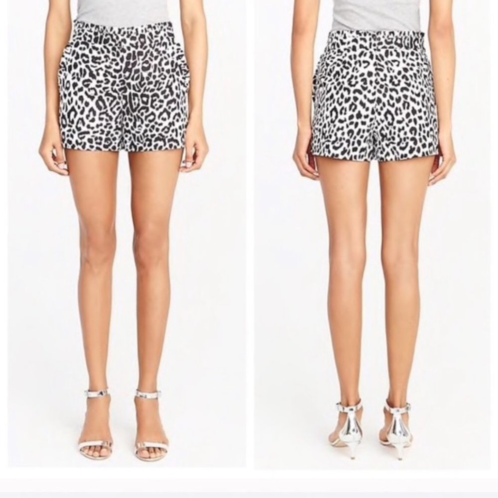 2/$30 J. Crew Black White Animal Print Linen Blend Ruffle Shorts
